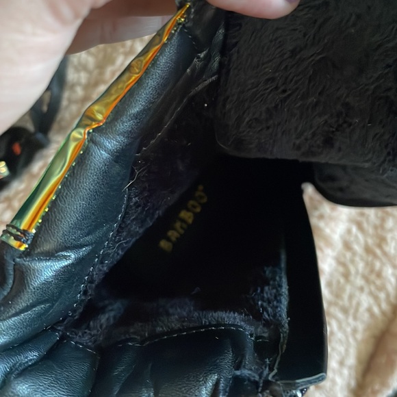 NWOT Unique Metallic Platform Boots Size 11 - Picture 7 of 8